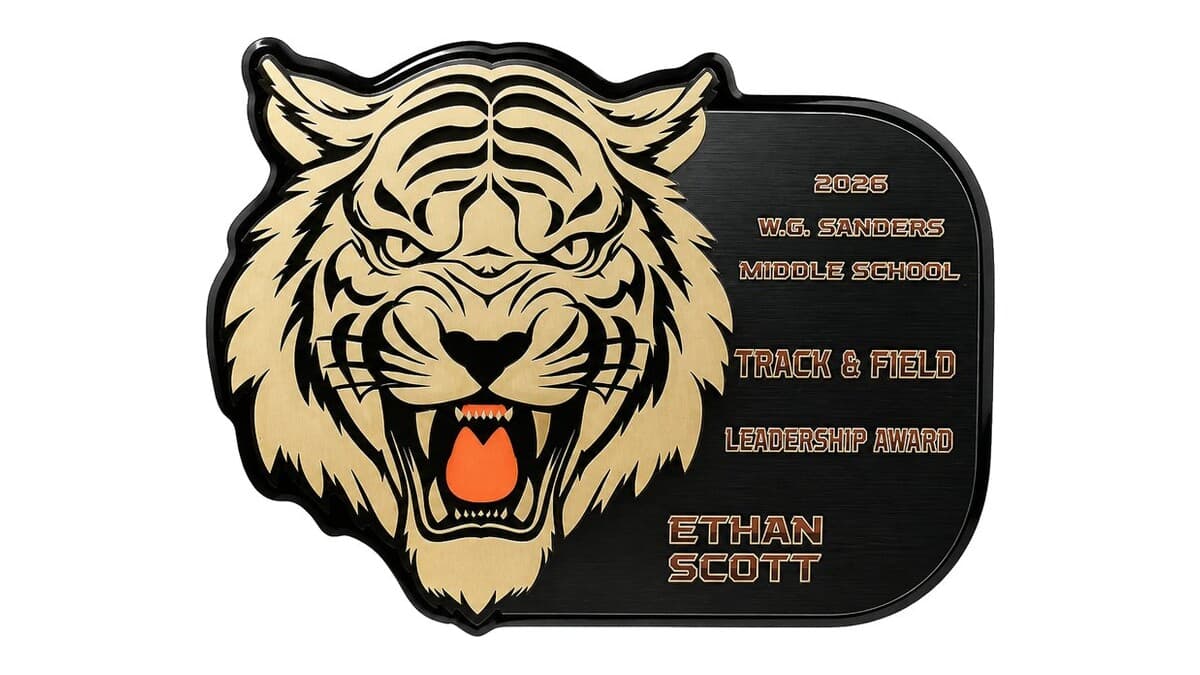 Custom Plaques vs Trophies for Service Anniversaries